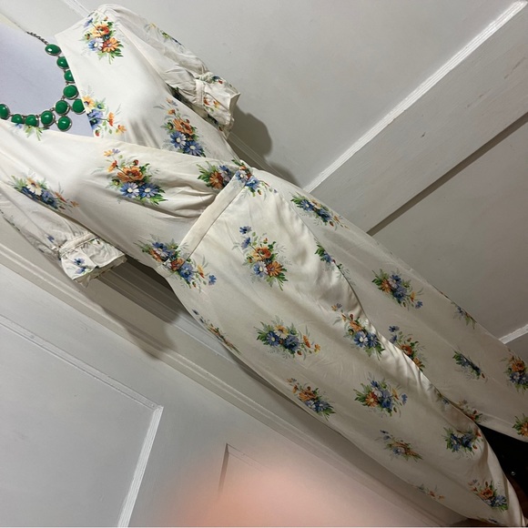 Madewell Dresses & Skirts - Madewell Cream Floral Maxi Dress with Blue & Orange Bouquet Print